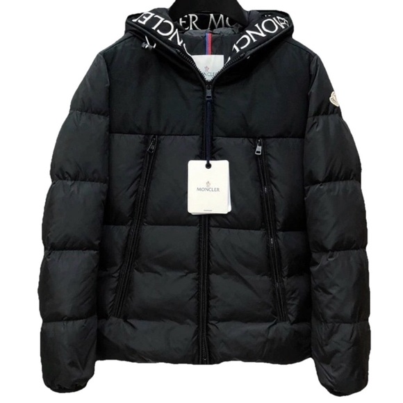 Moncler Montcla Black Puffer Jacket BRAND NEW WITH TAGS - Picture 3 of 5